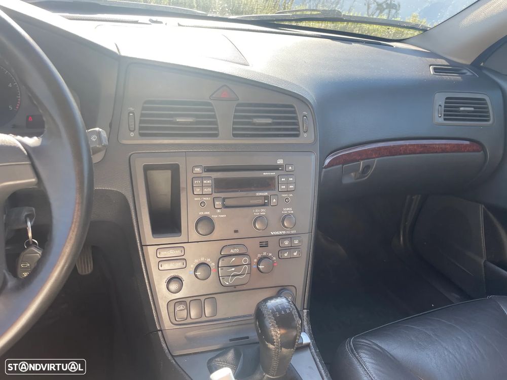 Volvo V70 2.4 D5 - 5