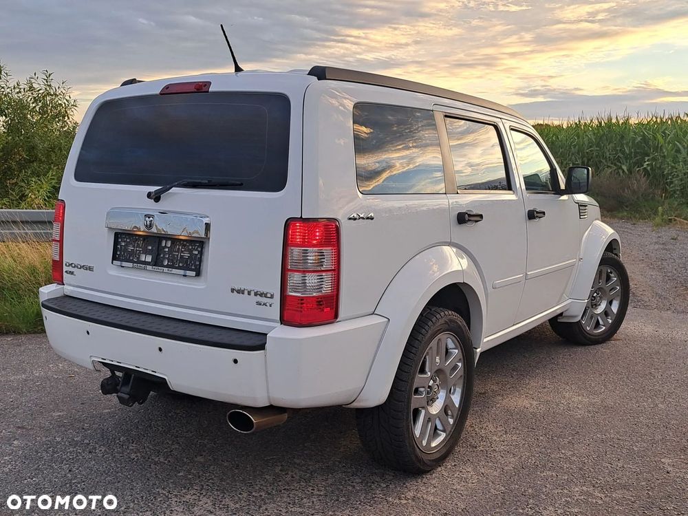 Dodge Nitro 4.0 Automatik R/T - 4