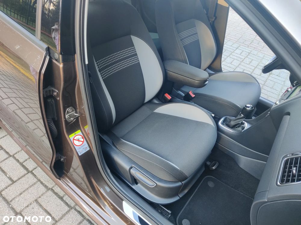 Volkswagen Polo 1.2 TSI Life - 27