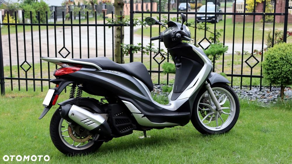 Piaggio Medley - 4