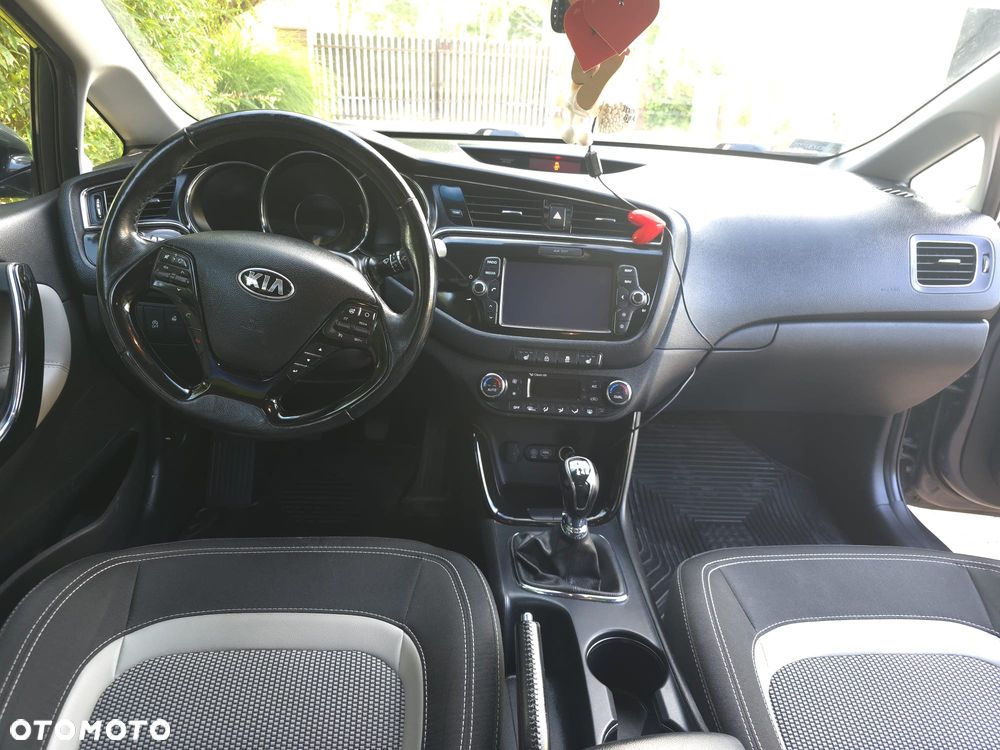 Kia Ceed 1.6 GDI Business Line - 4
