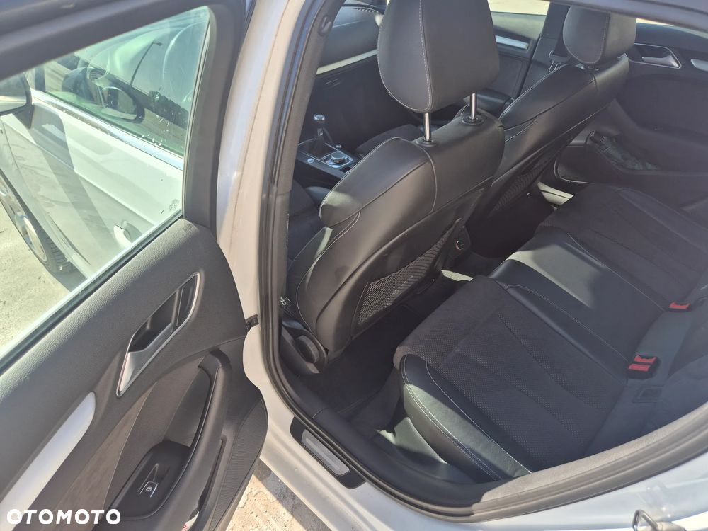 Audi A3 Sportback 2.0 TDI - 11