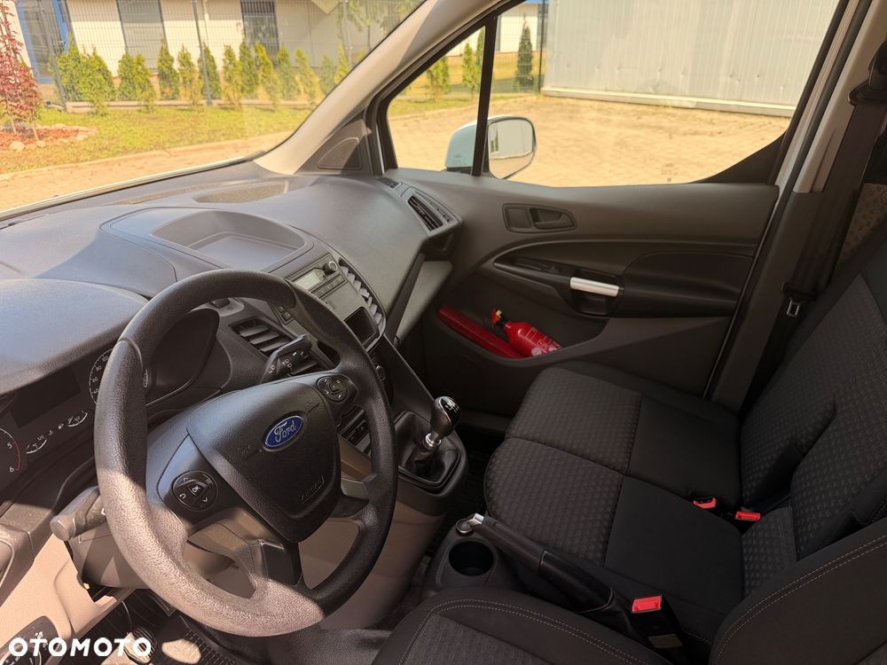 Ford Transit Connect - 12