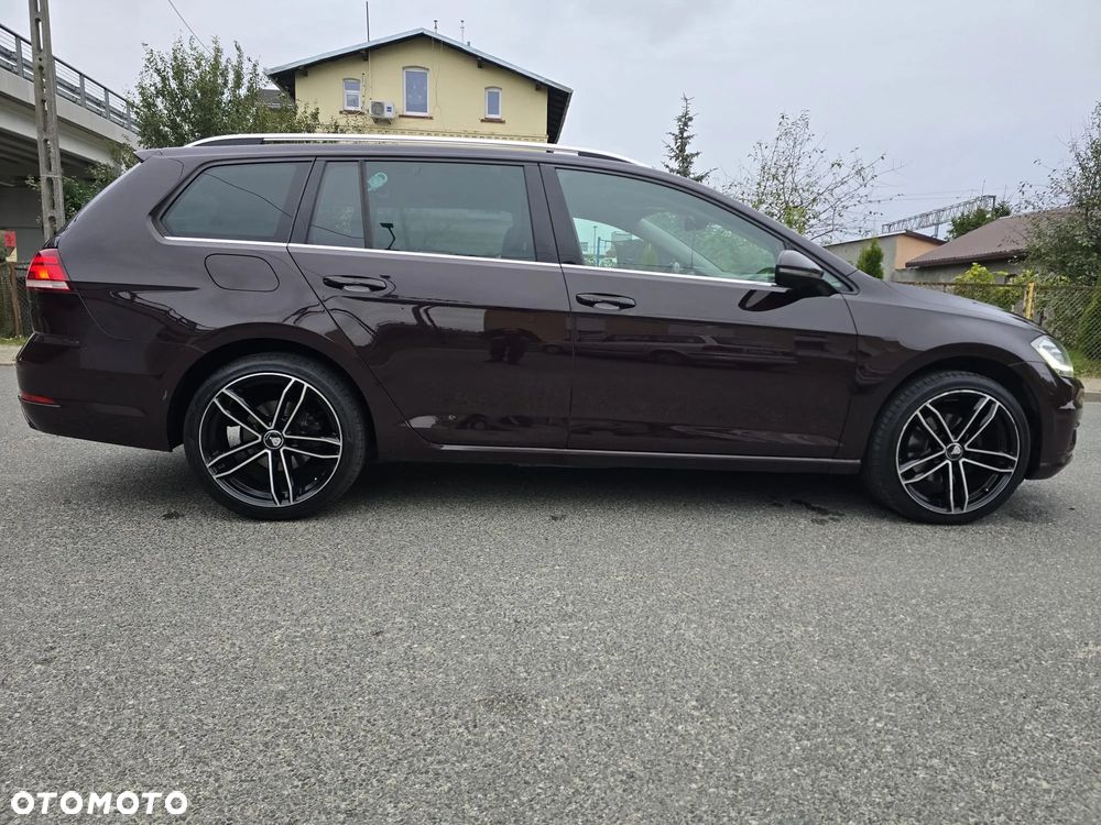 Volkswagen Golf Variant 2.0 TDI SCR Highline - 9