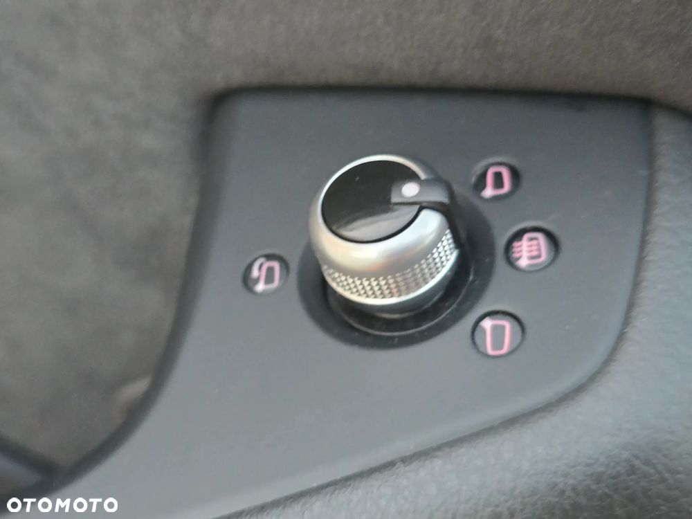 Audi A6 Avant 3.0 TDI DPF - 22