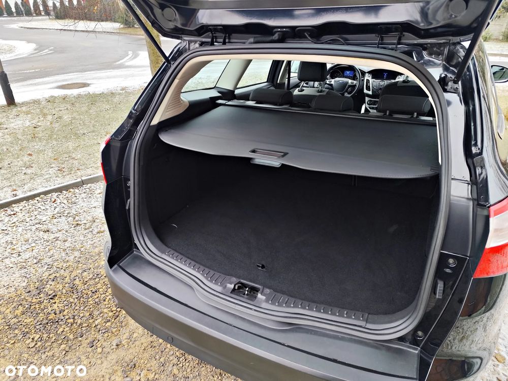 Ford Focus 1.6 TDCi DPF Champions Edition - 7