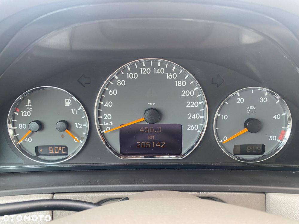 Mercedes-Benz Klasa E 320 T CDI Avantgarde - 6