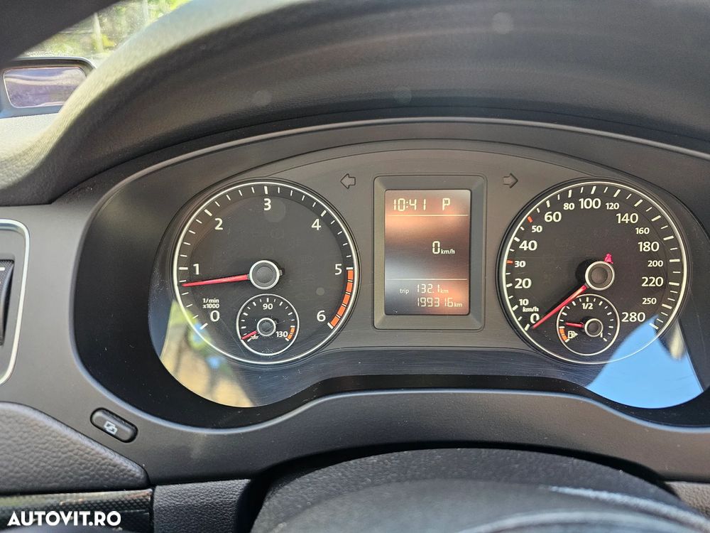 Volkswagen Jetta 1.6 TDI DPF Comfortline DSG - 10