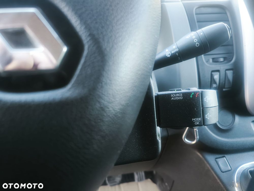 Renault TRAFIC - 4
