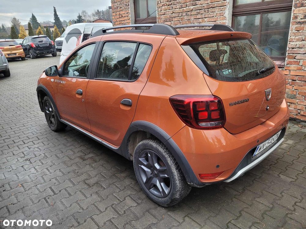 Dacia Sandero 0.9 TCe Connected by Orange S&S - 11