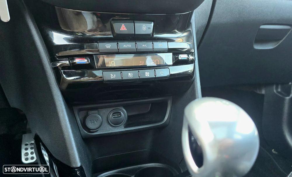 Peugeot 2008 PureTech 130 Stop&Start Crossway - 17