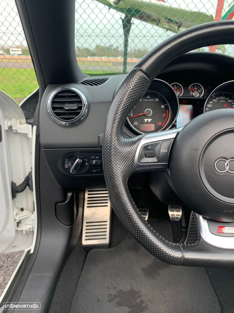Audi TT Roadster 2.0 TFSi S-line - 19