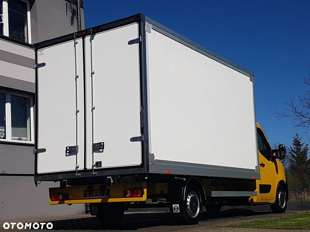 Renault MASTER KONTENER 8EP 4,21x2,23x2,23 KLIMA KRAJOWY MANUAL  6-BIEGÓW DMC 3500 KG - 29