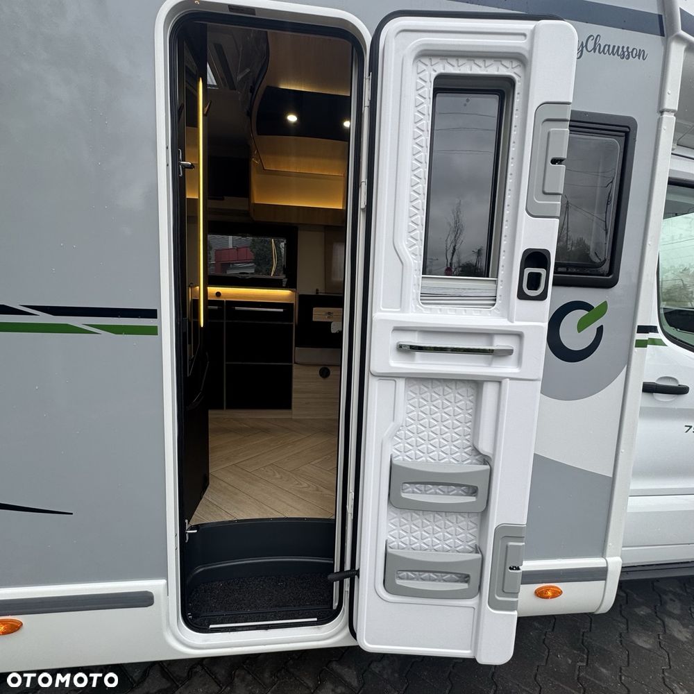 Ford Chausson 797 Titanium Ultimate - 10