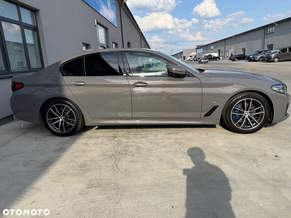 BMW Seria 5 520d xDrive M Sport sport - 8