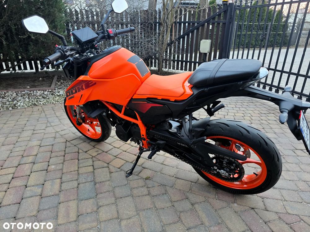 KTM Duke - 3