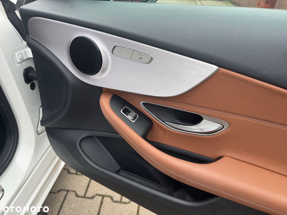 Mercedes-Benz Klasa C - 22
