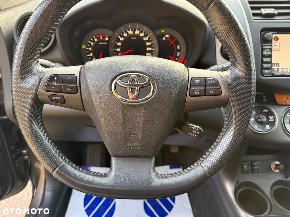 Toyota RAV4 2.0 VVT-i Premium - 33