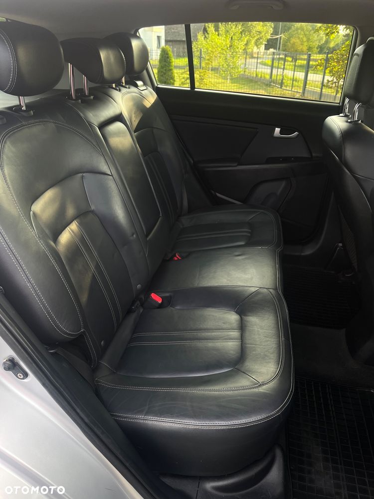Kia Sportage 2.0 CRDI AWD Spirit - 15