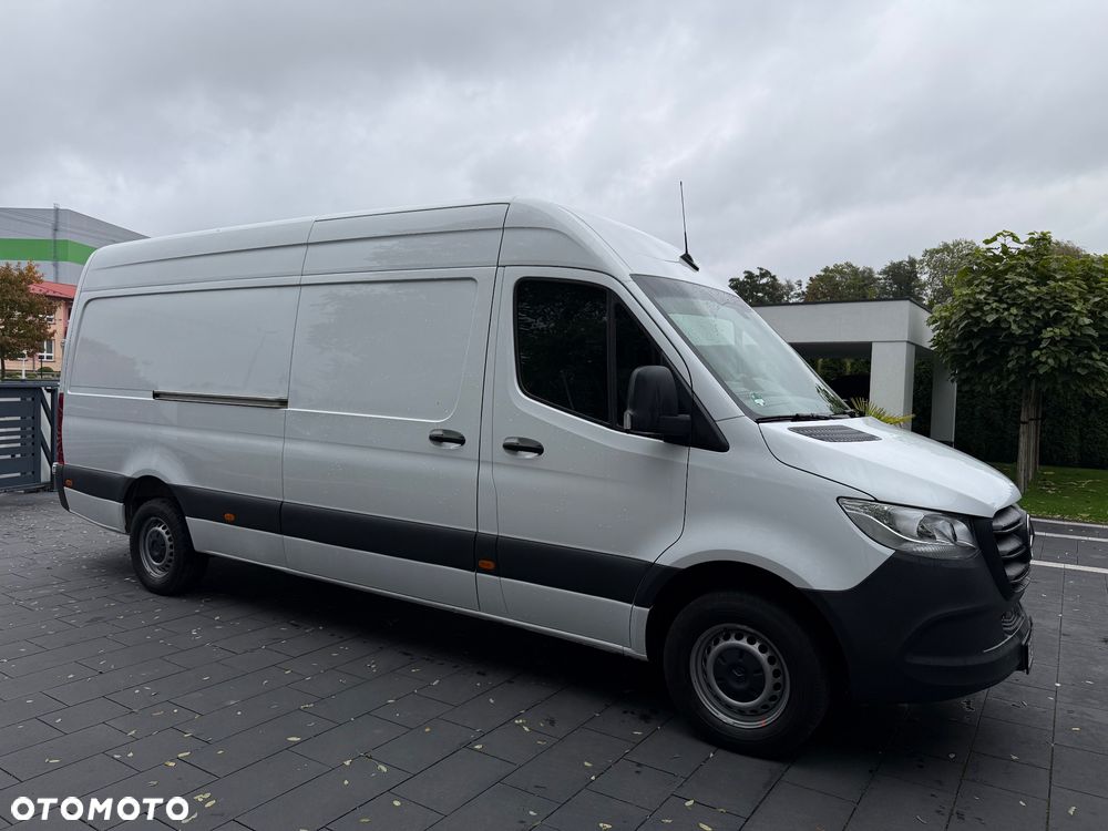 Mercedes-Benz Sprinter 317 - 6