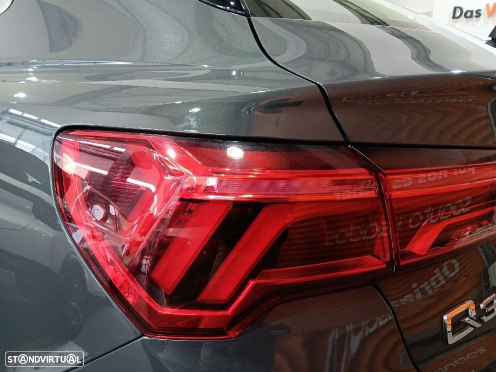 Audi Q3 Sportback 45 TFSIe S tronic - 37