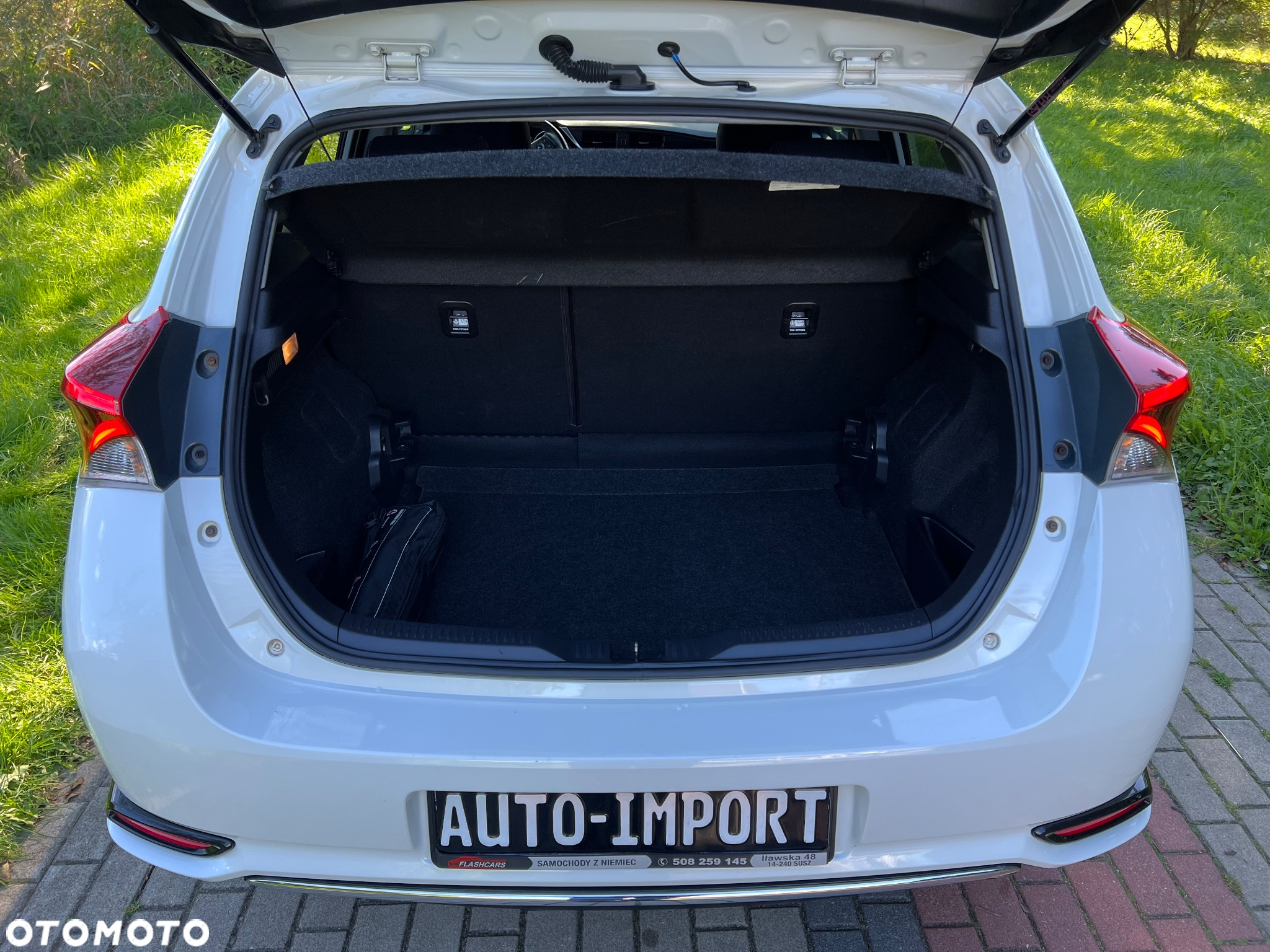 Toyota Auris 1.2 Turbo Team Deutschland - 9