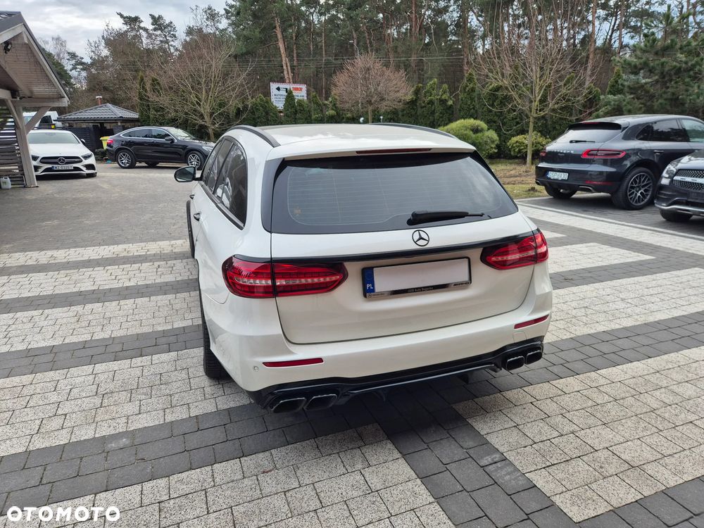 Mercedes-Benz Klasa E - 12