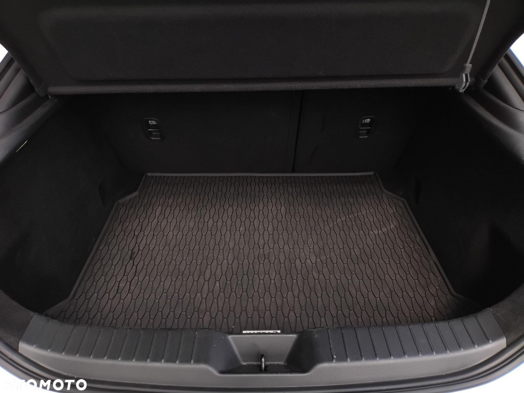 Mazda 3 - 20
