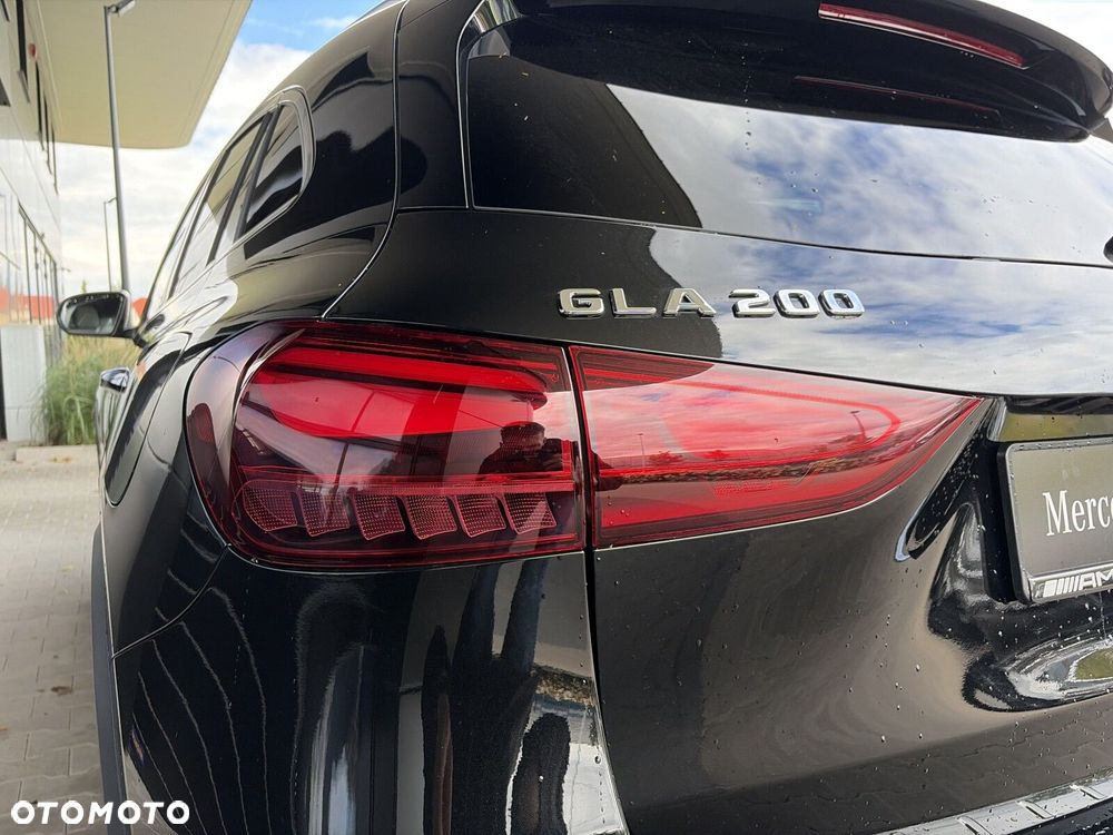Mercedes-Benz GLA - 17