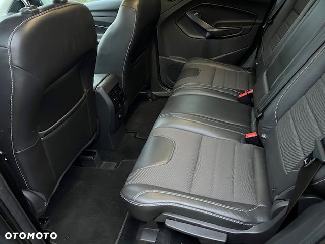 Ford Kuga 1.5 EcoBoost 2x4 Titanium - 12