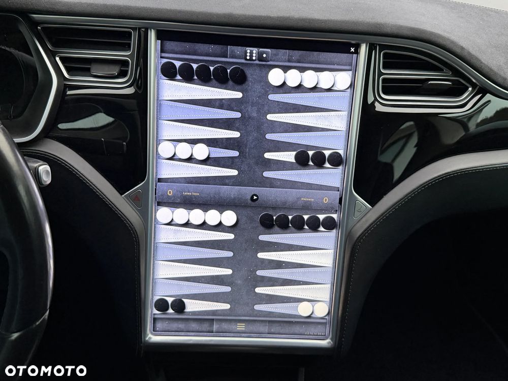 Tesla Model S 85D Allradantrieb - 22