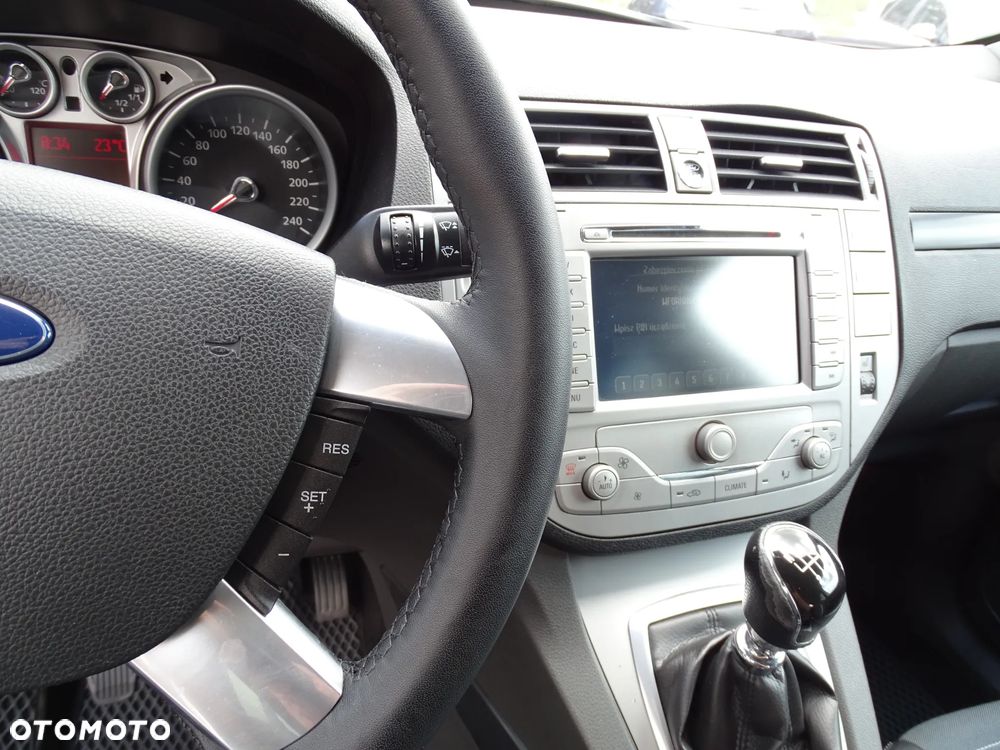 Ford Kuga 2.0 TDCi 4x4 White Magic - 33