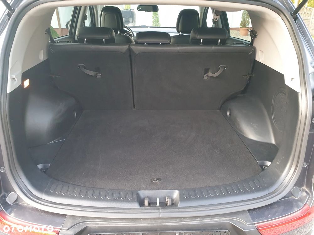 Kia Sportage 1.6 GDI 2WD Dream-Team Edition - 10