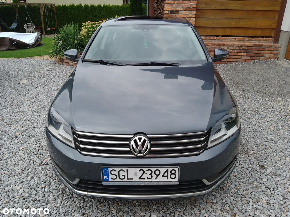 Volkswagen Passat 1.6 TDI DPF BlueMot Highline - 2