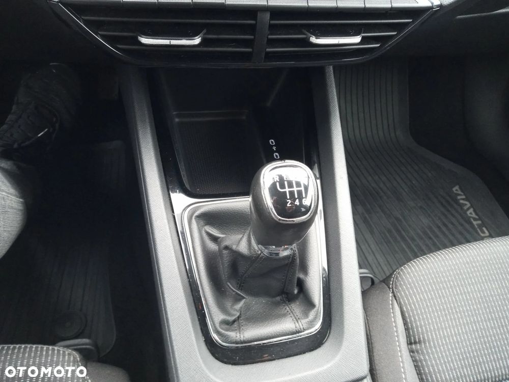 Skoda Octavia 1.5 TSI GPF ACT Ambition - 21