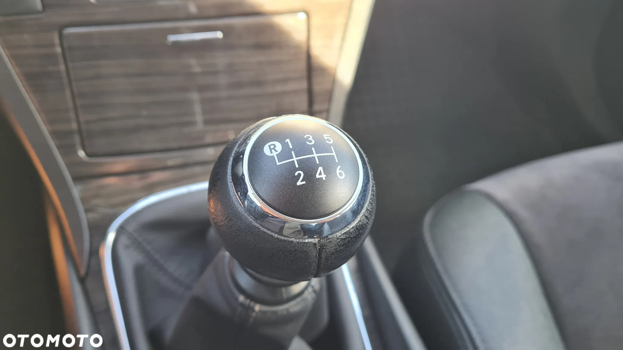 Toyota Avensis - 32