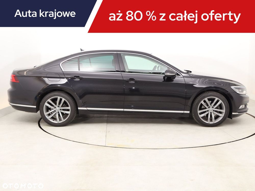 Volkswagen Passat - 8
