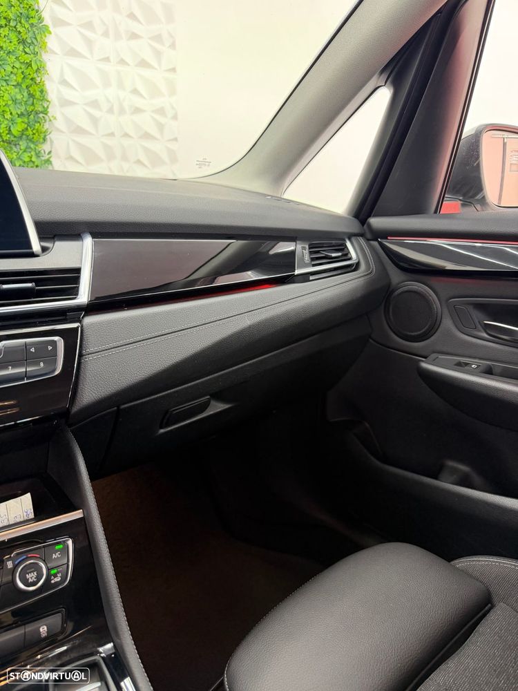 BMW 225xe Active Tourer Line Sport - 13