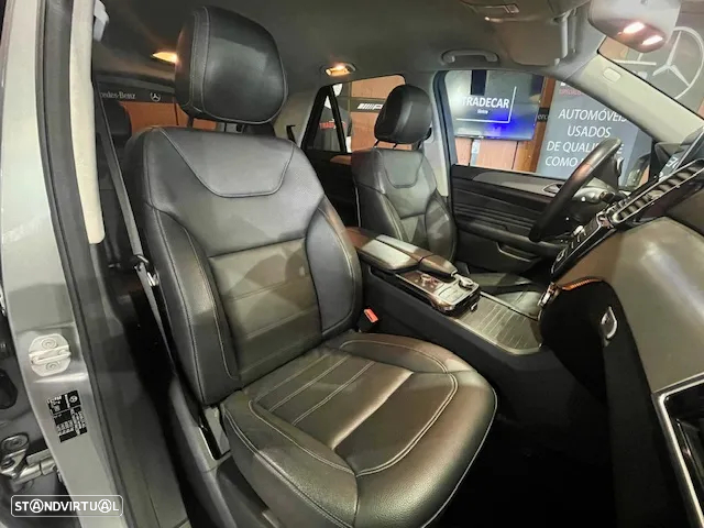 Mercedes-Benz GLE 250 d 4-Matic - 28