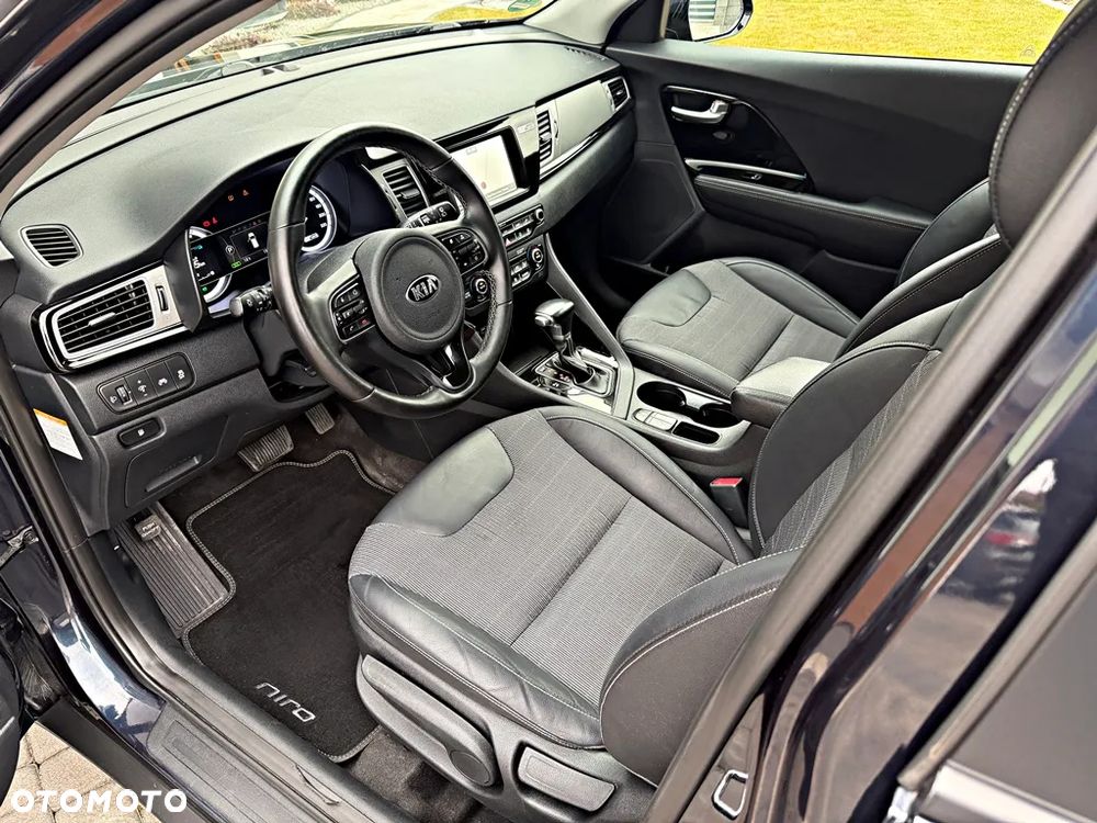 Kia Niro ver-1-6-gdi-plug--in-hybrid-l - 19