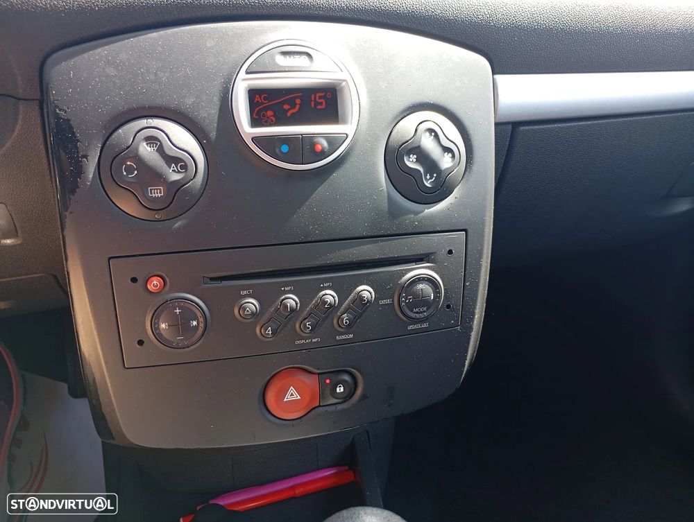 Renault Clio Break - 11