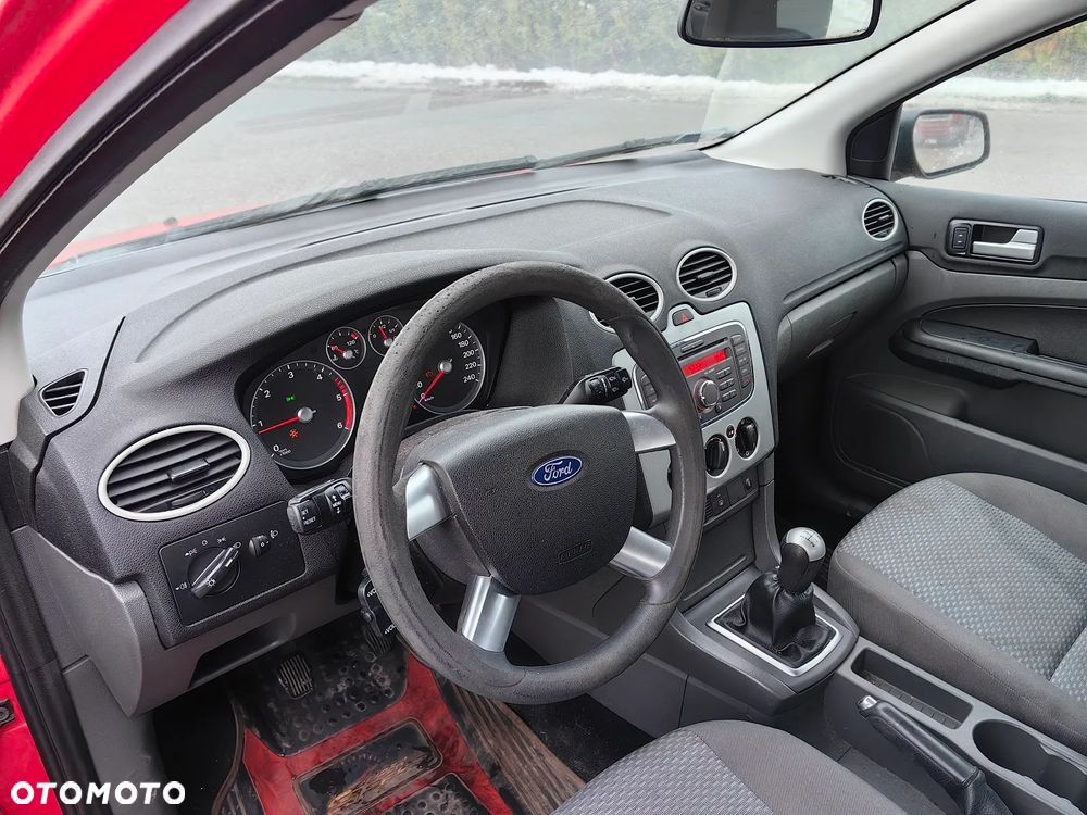 Ford Focus 1.6 TDCi Ambiente - 11