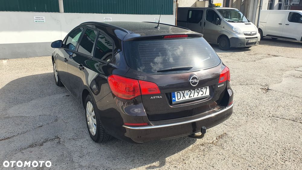 Opel Astra 1.7 CDTI DPF Exklusiv - 10