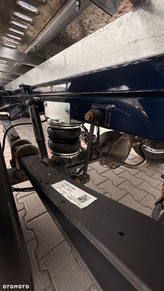Mercedes-Benz Sprinter 319 - 24