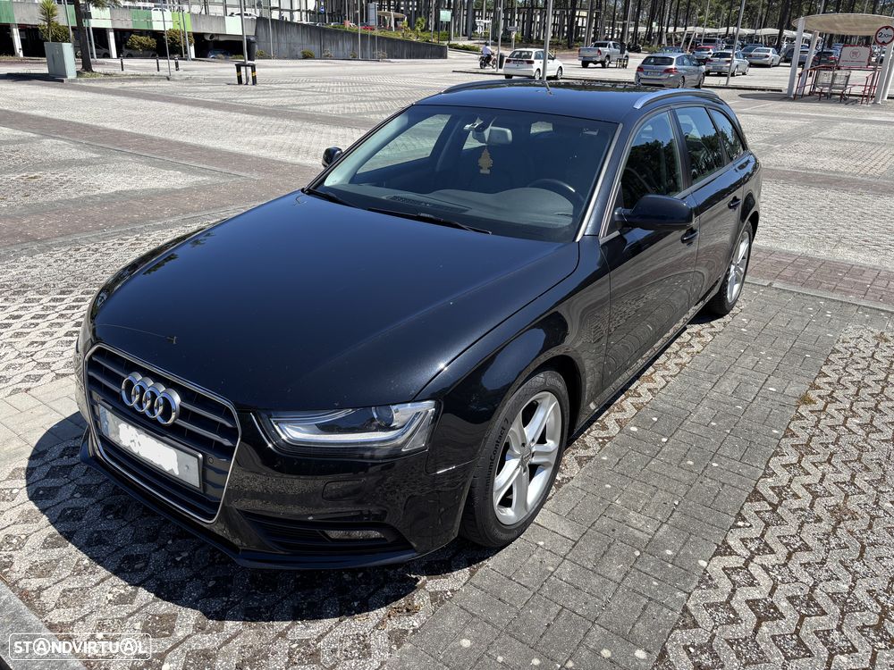 Audi A4 Avant 2.0 TDI Business Line Sport - 4