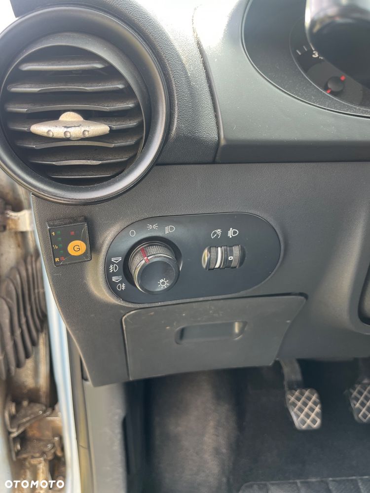 Seat Ibiza 1.4 16V Stella - 10