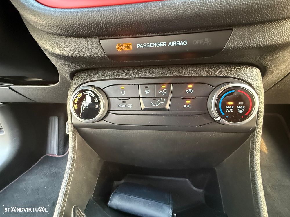 Ford Fiesta 1.0 EcoBoost ST-Line - 37