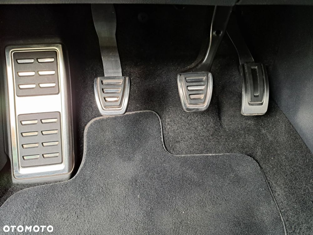 Volkswagen T-Roc 1.5 TSI GPF ACT United - 34