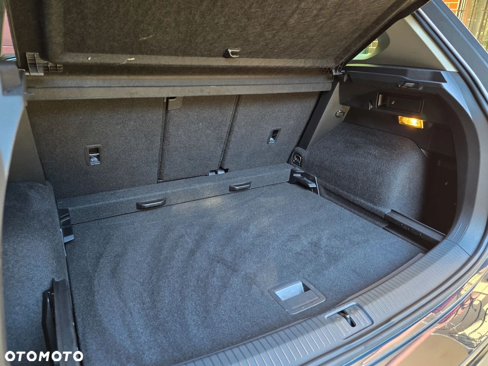 Volkswagen Tiguan 2.0 TDI SCR 4Mot Life DSG - 8