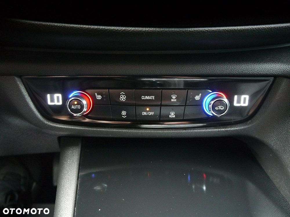 Opel Insignia 1.6 CDTI Elite S&S - 32